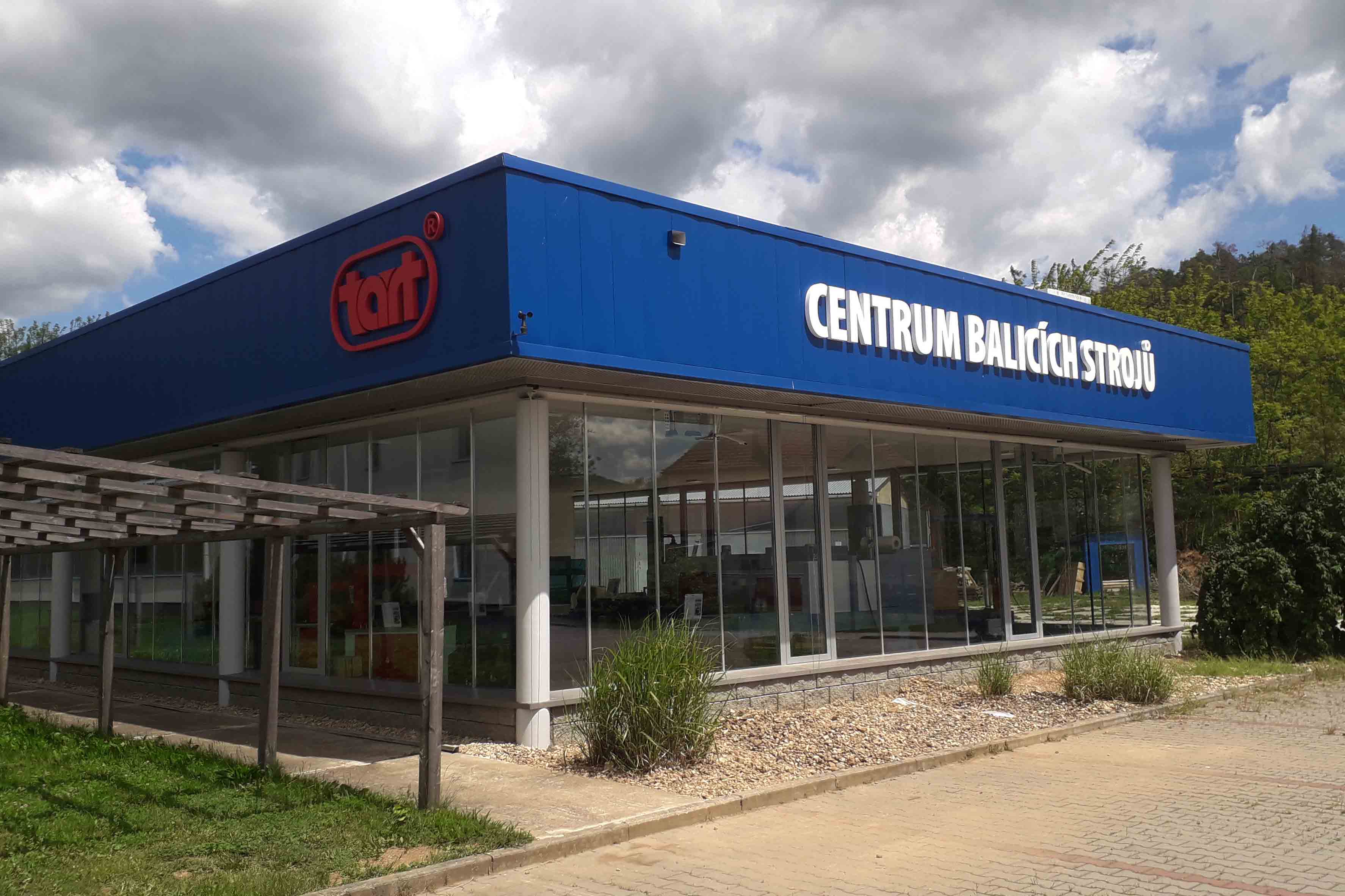 Centrum balicích strojů Centrum balicích strojů